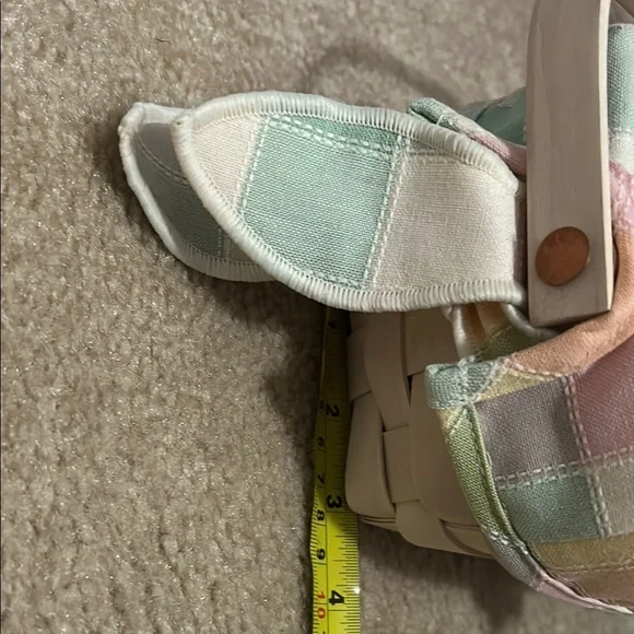 Pastel Plaid Woven Basket with Handle - Picture 12 of 13